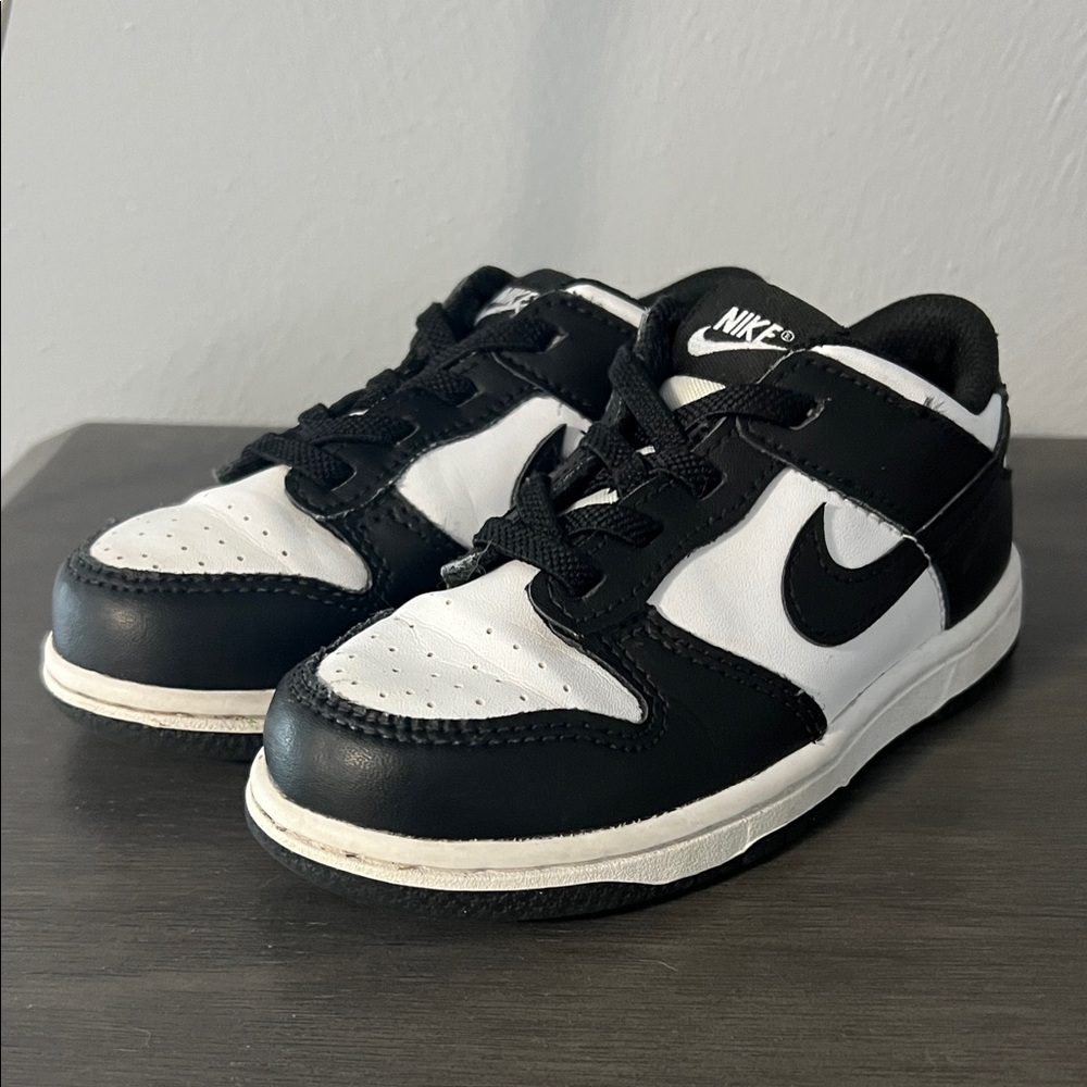 Nike Kids Black and White Sneakers
